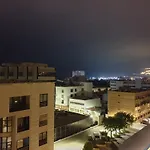 Beach Apartment Down Town